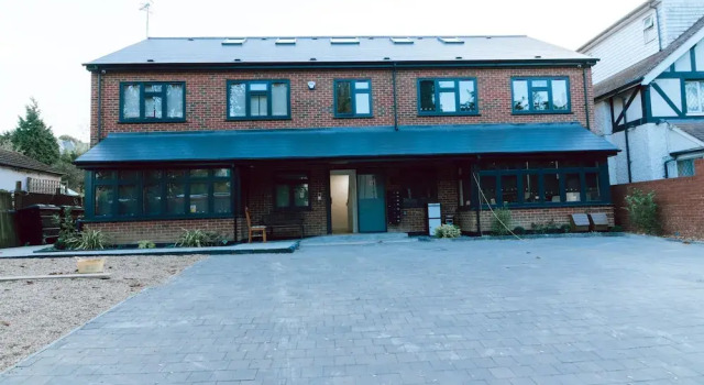 Remarkable, Penthouse - 3-bed Apartment in Purley, Varaa Huoneisto Asunnot kohteessa Merseyside, Huoneisto