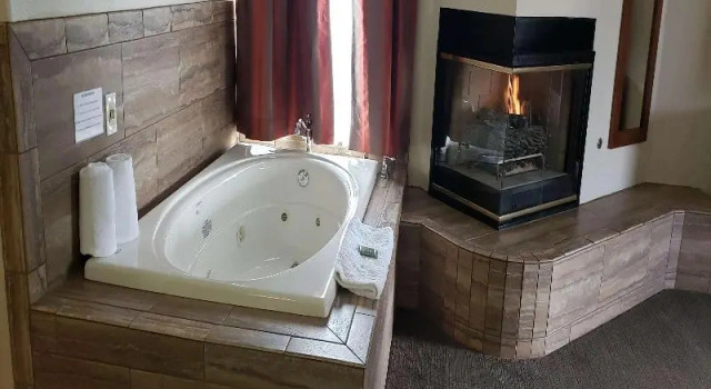 Люкс с 3 комнатами Best Western Paint Pony Lodge