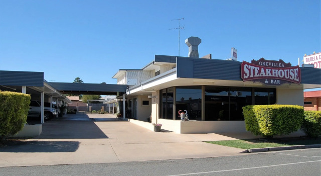Biloela Centre Motel & Grevillea Steakhouse & Bar, Rezervovat Motel Biloela Queensland