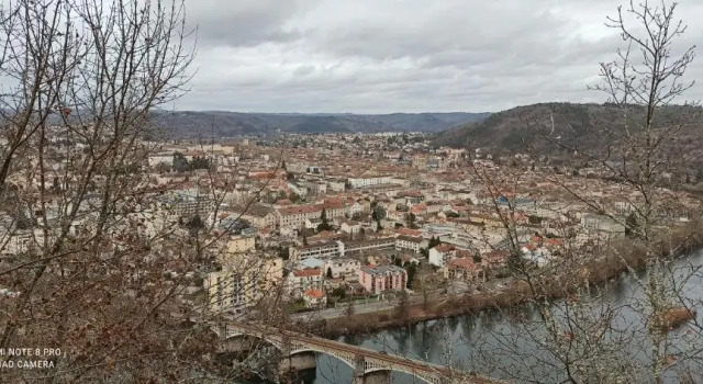 Gîte L'Ermitage Cahors, Забронировать Отель Каор Lot Valley, рядом с Tour du Pape Jean XXII