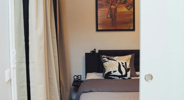 Cozy 2 Room Apartment With a Private Sauna!, Забронировать Апартаменты/квартира Отели Хельсинки с парковкой, Парковка