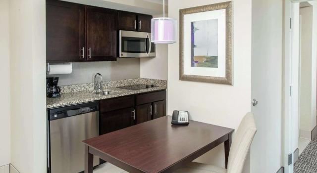 Четырёхместный люкс Homewood Suites by Hilton Munster
