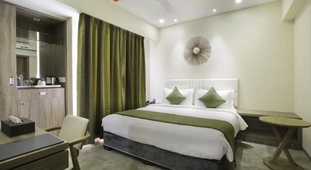 Апартаменты Premium Floressa Randa Business Hotel