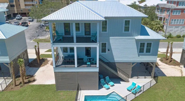 Коттедж Azure Horizon Beachfront Charm in Gulf Shores
