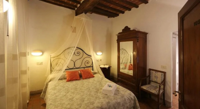 Gozzante Guest House, Забронировать Гостевой дом Гостевые дома Валь д’Орча, Гостевой дом