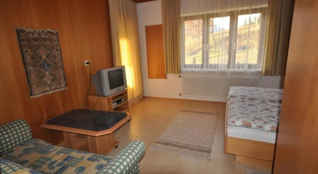 Appartement Kristall, Prenota Appartamento Hotel a Stiria con parcheggio, Parcheggio