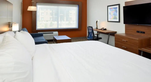 Люкс c 1 комнатой Holiday Inn Express & Suites - Elko by IHG