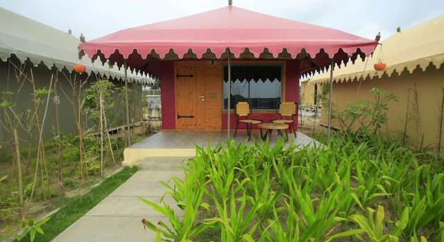 Тент с видом на море The Fern Seaside Luxurious Tent Resort Diu