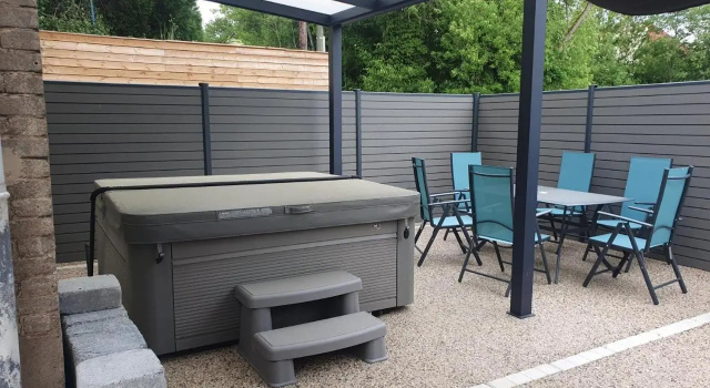Chez Justine, Varaa Hotelli Hotellit Lothringen pysäköinnillä, Pysäköinti