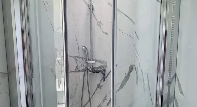 Полулюкс с балконом Album Boutique Rooms