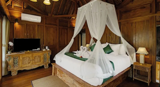 Suraya Ubud Villa, Rezervovat Vila Chaty v Bali, Chalupa