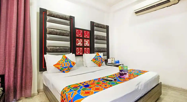 Двухместный номер Economy Hotel Suncourt Corporate