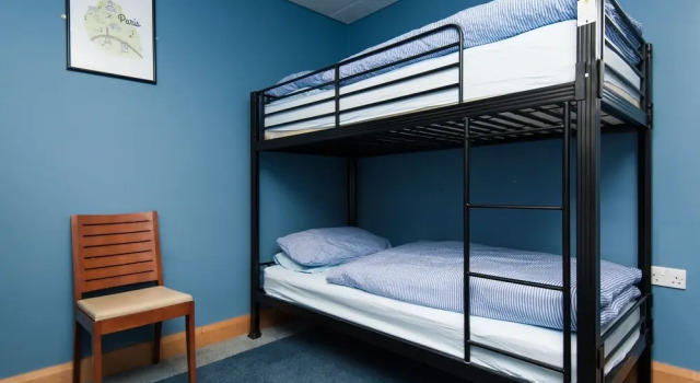 Кровать в общем номере Russell Scott Backpackers Hostel