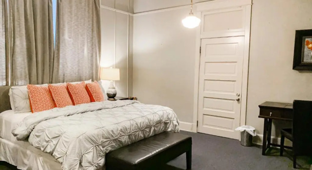 Номер Deluxe The Loft on the Square