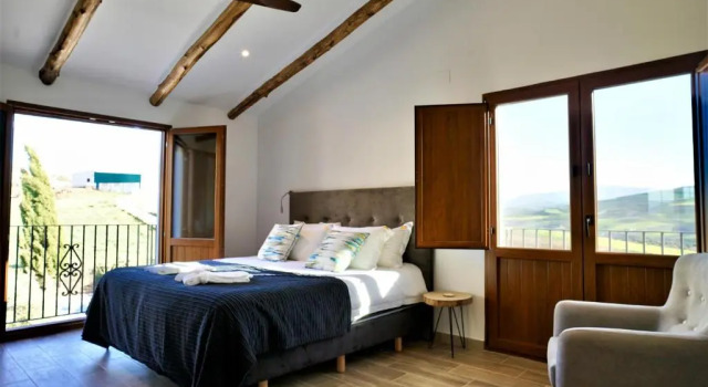 Люкс с балконом Lemon Tree Retreat at El Amparo