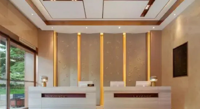 LAVANDE HOTEL (Pu 'er Jinpu No.1 Zhenxing Avenue Branch), Buchen Sie Hotel Pu'er Yunnan