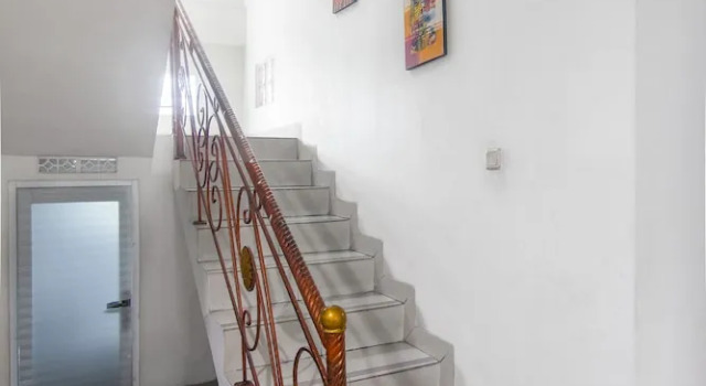 OYO 92602 Doesnami Syariah 2, Prenota Hotel Hotel a South Tangerang con parcheggio, Parcheggio