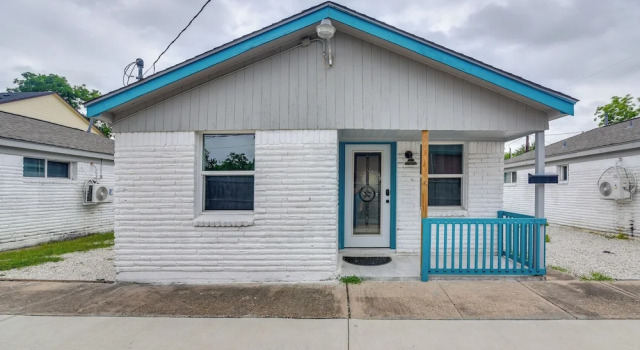 SE Houston Home 6 Mi to Med Ctr & NRG Stadium!, Book Feriehus Villaer i Houston, Villa