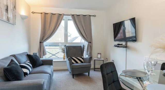 Cotels Centro Budget Busting Apartments! CENTRAL LOCATION, PARKING, FIBRE WIFI, SMART TV, FULLY EQUIPPED KITCHEN, Забронировать Апартаменты/квартира Нортгемптон Нортгемптоншир, рядом с Church of the Holy Sepulchre