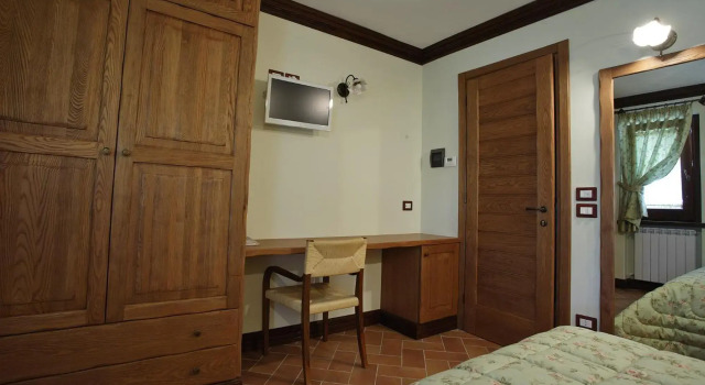 B&B IL PINO, Забронировать Отель «постель и завтрак» Пескокостанцо Abruzzo Ski, рядом с Кресельный подъёмник Валлефура (нижняя станция)