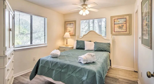 Hilton Head Condo: Pool, Hot Tub & Tennis Access!