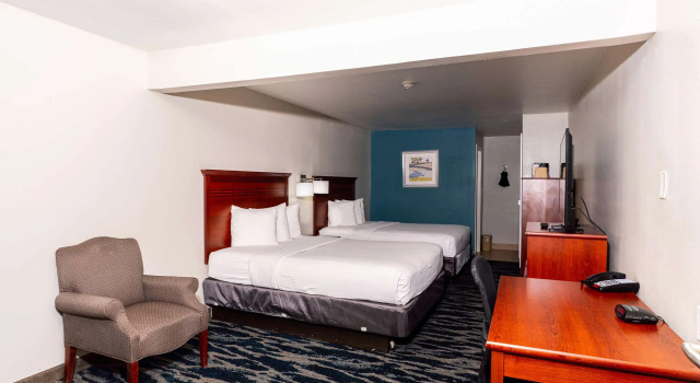 Четырёхместный номер Standard Best Western Paradise Inn