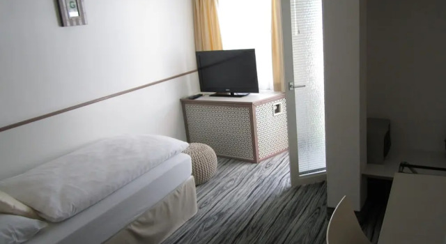 Одноместный номер Standard с балконом Hotel City Kräme am Römer - Self Check In