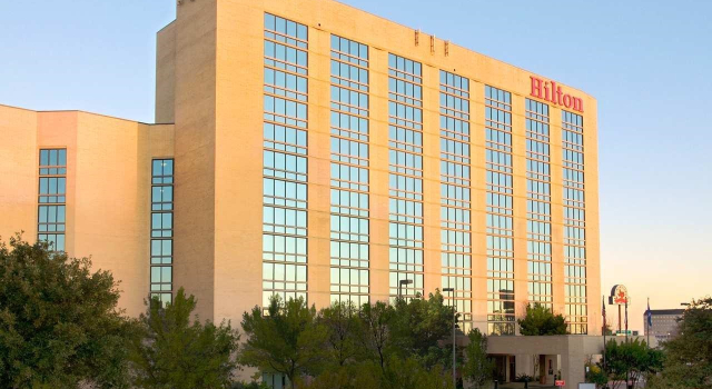 DoubleTree by Hilton San Antonio Airport