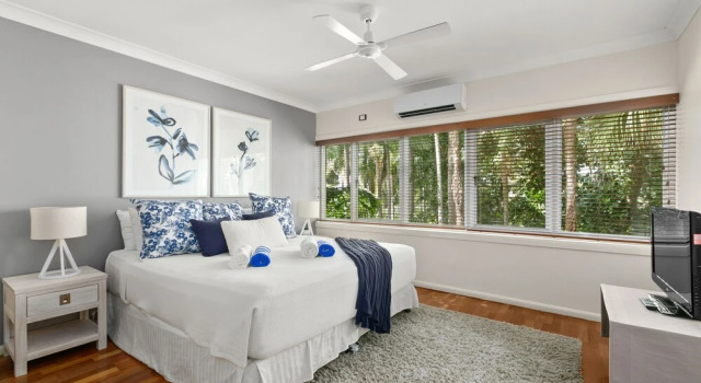 Poolside Apt. in Alamanda Beachfront Resort 56, Забронировать Курортный отель Отели Cairns Beaches с парковкой, Парковка