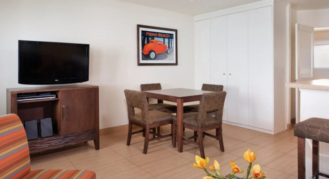 WorldMark Pismo Beach, Забронировать Отель Отели Пизмо-Бич с парковкой, рядом с Sans Liege Wines, Парковка