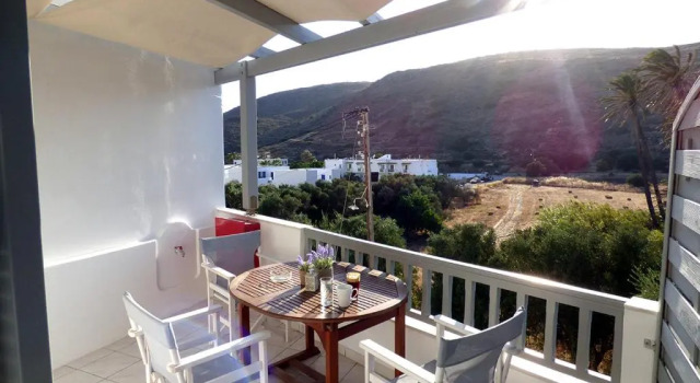 Студия Tassoula Rooms