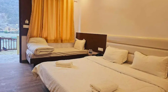 Pride Inn Luxury Resort, Rezervovat Lázně / Resort Rišikéš Uttarakhand