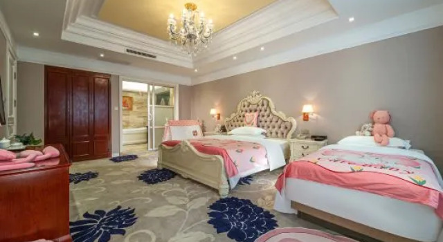 Семейный люкс Dong Zheng International Hotel