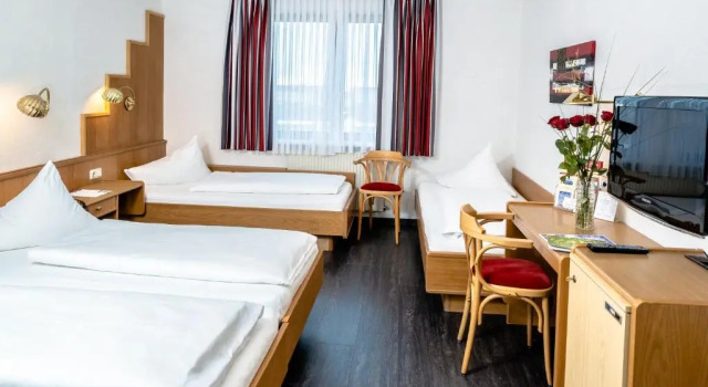 Четырёхместный номер Standard 4-Länder-Hotel Deutschmann