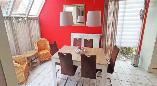 Appealing Bungalow With Garden