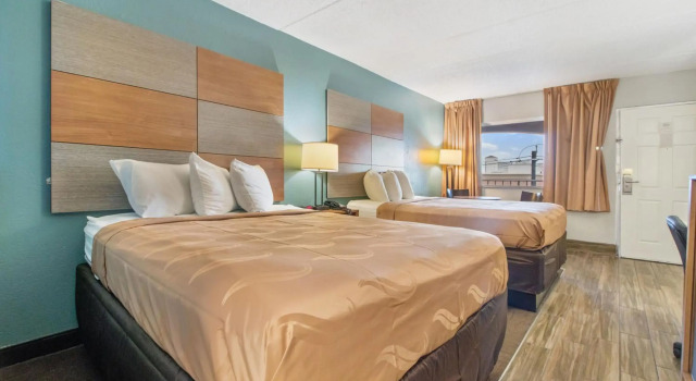 Beachfront Palms Resort Galveston, an Ascend Collection Hotel, Забронировать Курортный отель Отели Галвестон с завтраком, рядом с Рыболовный пирс на 61-й улице, Завтраки
