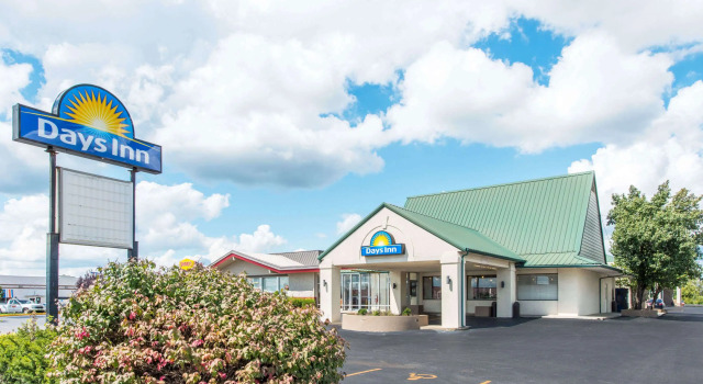 Days Inn by Wyndham Elizabethtown, Book Hotel Hoteller i Elizabethtown med pool, Swimmingpool