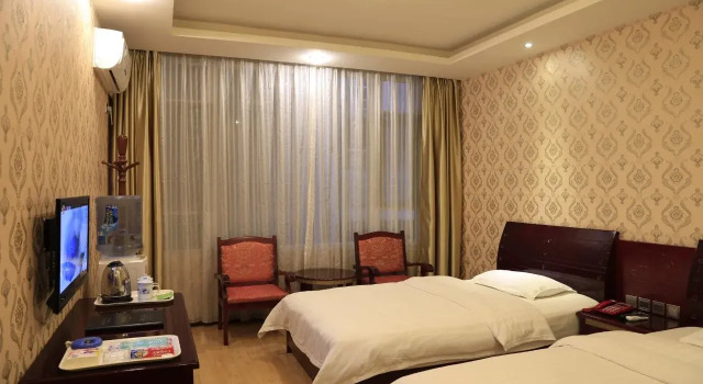 Happy Hotel, Buchen Sie Hotel Leshan Sichuan