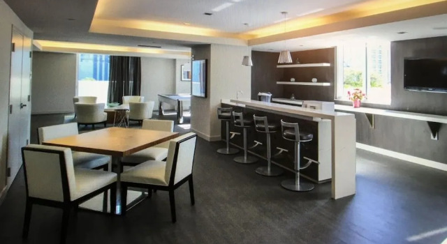 Miami by Vacation District, Varaa Hotelli Hotellit Miami Beach uima-altaalla, Uima-allas