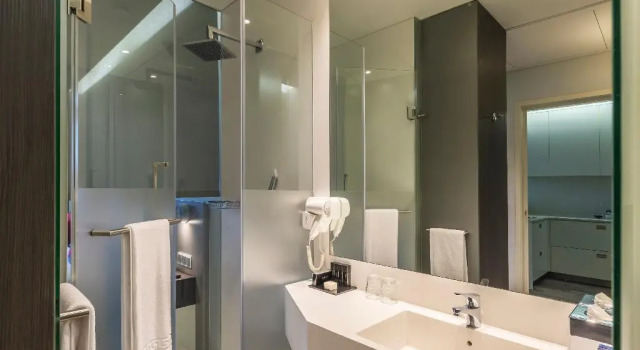Premium quarto com vista para o rio Melia Maputo Sky