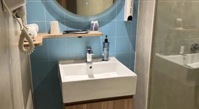 Люкс Comfort Home Inn