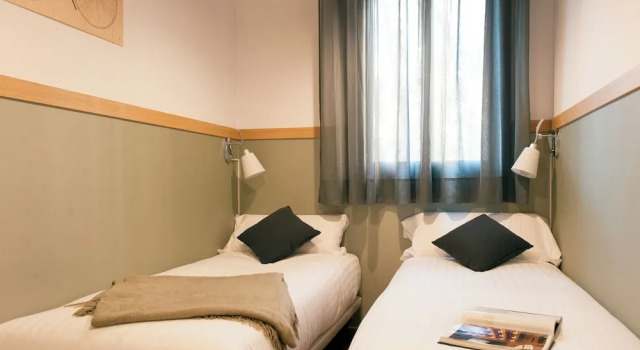 Апартаменты Standard MH Apartments Gracia