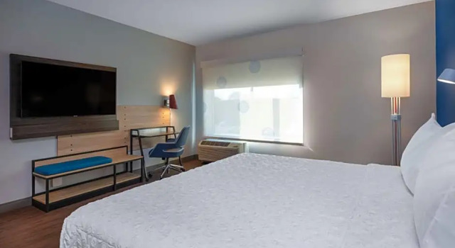 Номер Standard Tru by Hilton Naperville Chicago