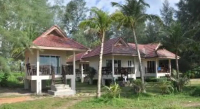 Бунгало Pranee Beach Bungalows