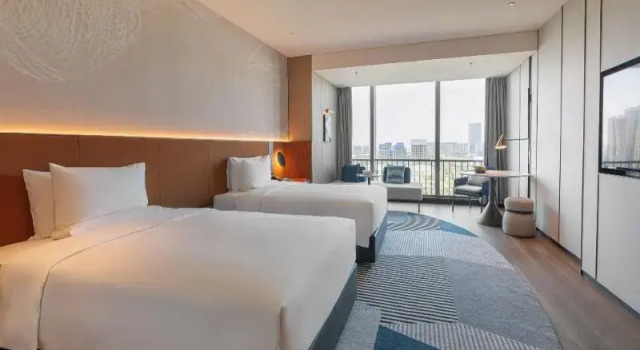 Четырёхместный семейный номер Superior Novotel Xi'An Aden