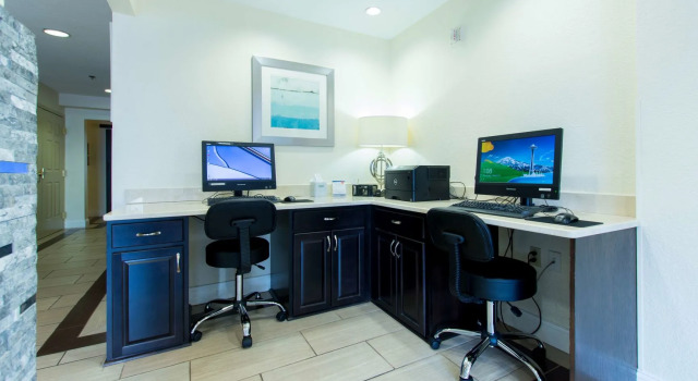 MainStay Suites Sterling near Dulles Town Center, Rezerwuj Hotel Sterling Washington DC Metropolitan area