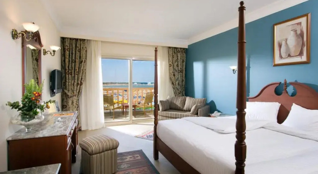 Titanic Resort & Aqua Park