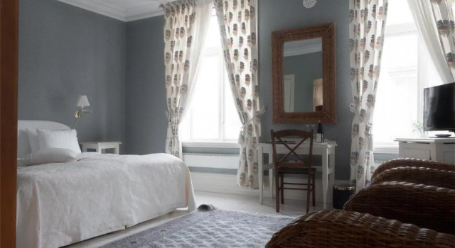 Grand Hotel Marstrand, Book Hotel  