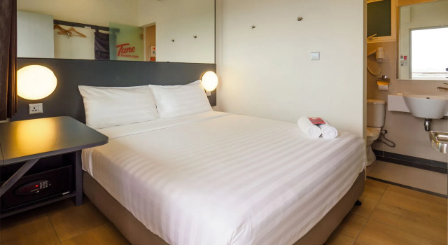 Tune Hotel KLIA Aeropolis