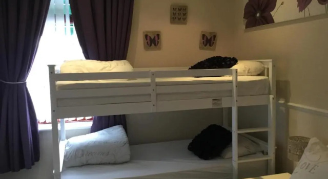 Номер Economy OYO Wynnstay Hotel